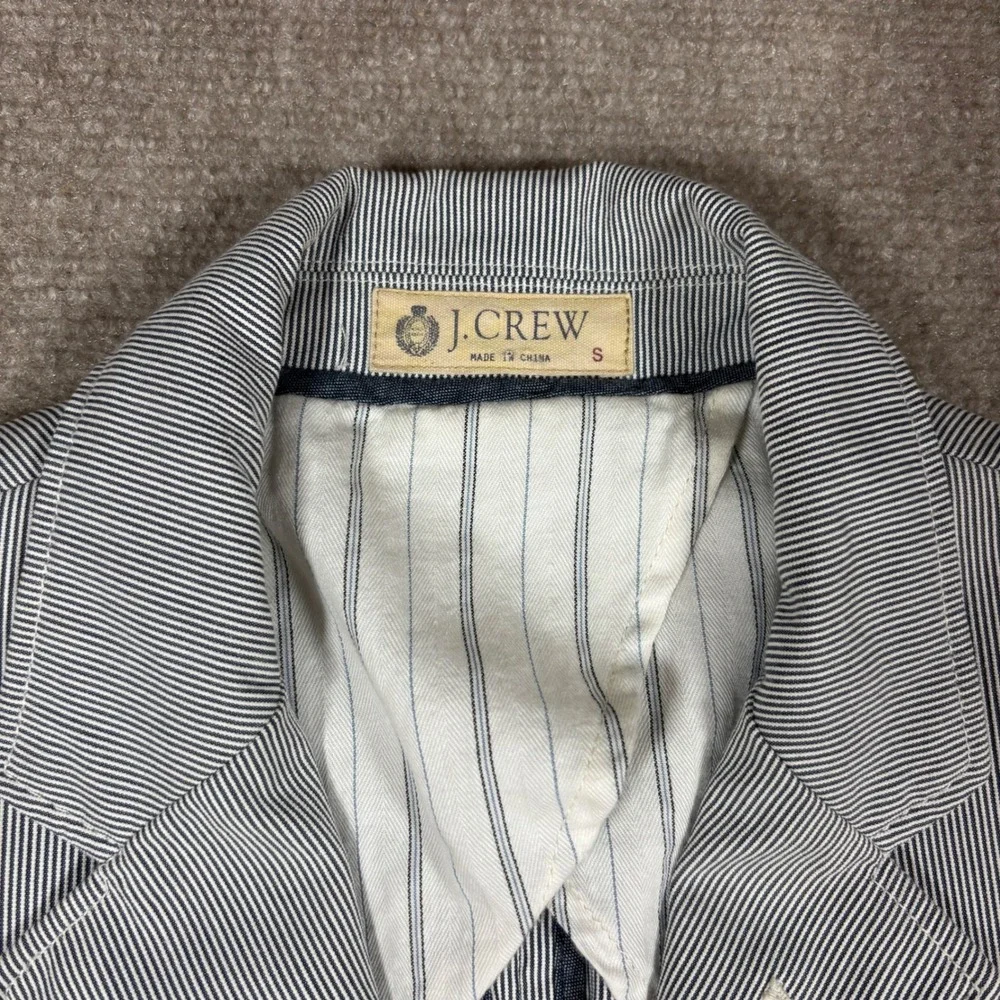 J. Crew step into